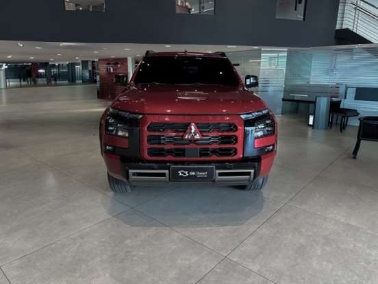 MITSUBISHI-TRITON-2.4 BITURBO DIESEL CD KATANA 4X4 AUTOMÁTICO MITSUBISHI-TRITON-2025