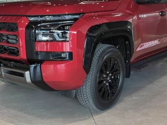 MITSUBISHI-TRITON-2.4 BITURBO DIESEL CD KATANA 4X4 AUTOMÁTICO MITSUBISHI-TRITON-2025