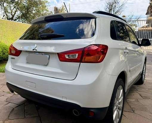MITSUBISHI-ASX-2014