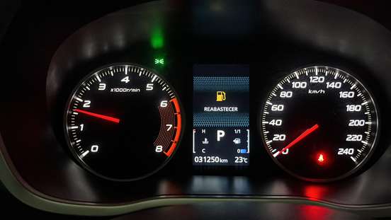 MITSUBISHI-ECLIPSE CROSS-2024