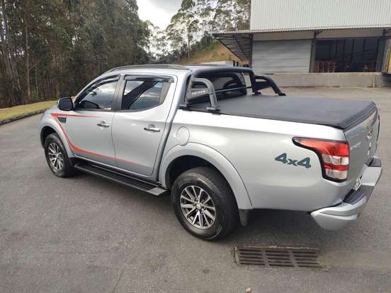 MITSUBISHI-L200 TRITON-2019