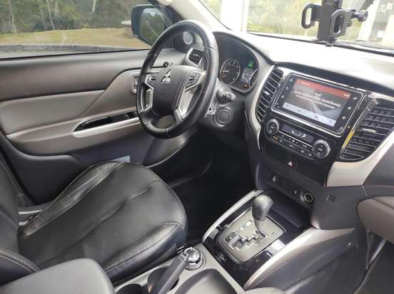 MITSUBISHI-L200 TRITON-2019