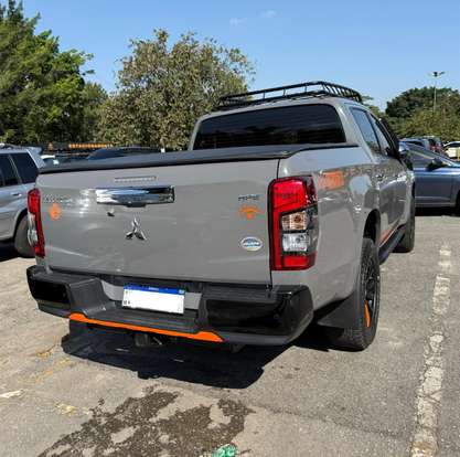 MITSUBISHI-L200 TRITON-2024