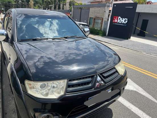 MITSUBISHI-L200 TRITON-3.2 HPE 4X4 CD 16V TURBO INTERCOOLER DIESEL 4P AUTOMÁTICO MITSUBISHI-L200 TRITON-2010