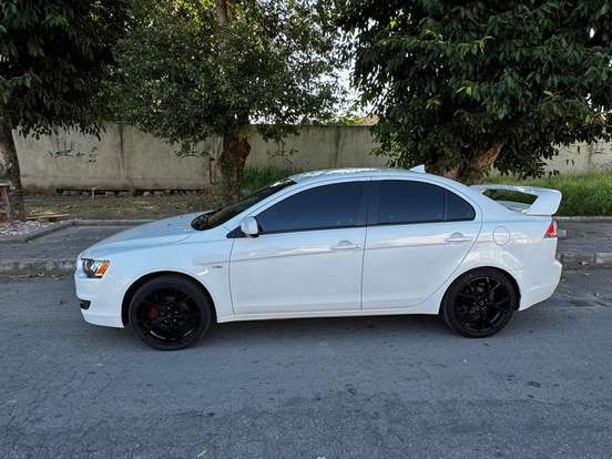 MITSUBISHI-LANCER-2.0 HL-T 16V GASOLINA 4P AUTOMÁTICO MITSUBISHI-LANCER-2018