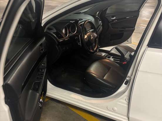 MITSUBISHI-LANCER-2.0 HL-T 16V GASOLINA 4P AUTOMÁTICO MITSUBISHI-LANCER-2018