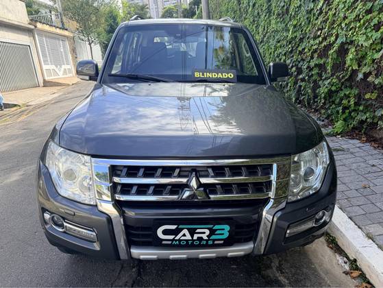 MITSUBISHI PAJERO 3.5 HPE 4X4 7 LUGARES V6 24V FLEX 4P AUTOMÁTICO