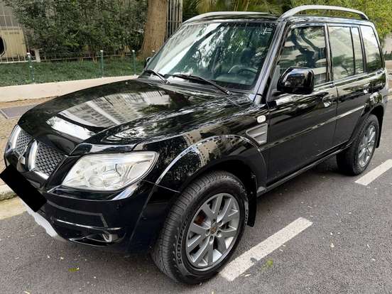 MITSUBISHI-PAJERO TR4-2.0 4X2 16V 140CV FLEX 4P AUTOMÁTICO MITSUBISHI-PAJERO TR4-2013