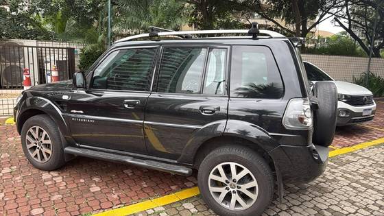 MITSUBISHI PAJERO TR4 2.0 4X4 16V 140CV FLEX 4P AUTOMÁTICO