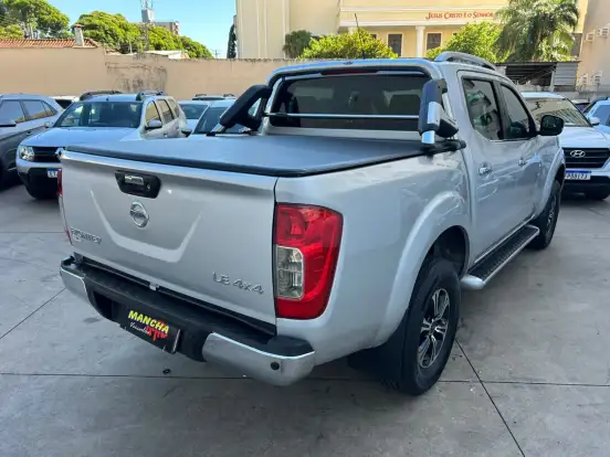 NISSAN-FRONTIER-2.3 16V TURBO DIESEL LE CD 4X4 AUTOMÁTICO NISSAN-FRONTIER-2017