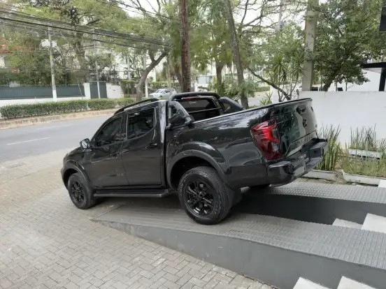 NISSAN-FRONTIER-2022