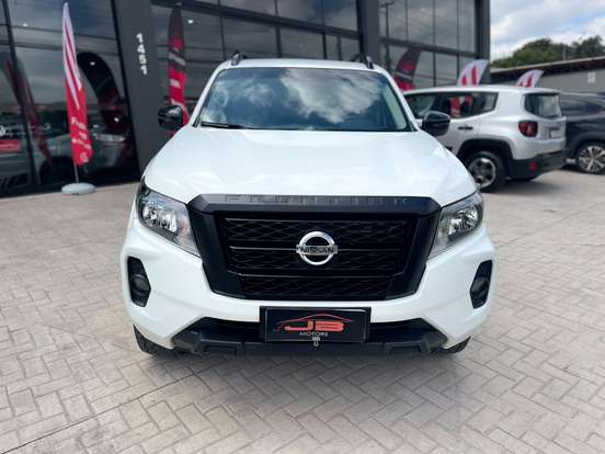 NISSAN-FRONTIER-2022