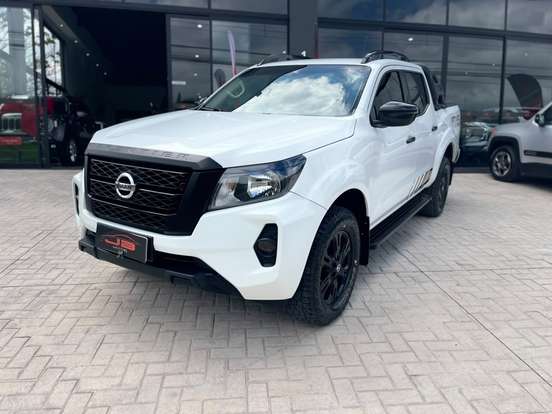 NISSAN-FRONTIER-2022