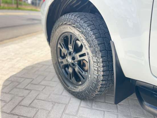 NISSAN-FRONTIER-2022