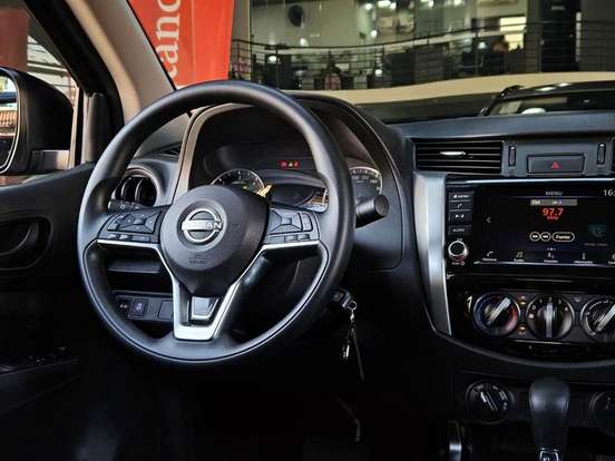 NISSAN-FRONTIER-2024