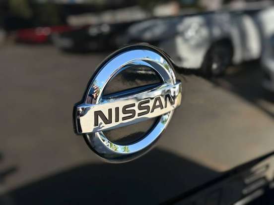 NISSAN-FRONTIER-2022