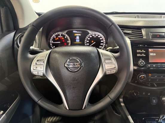 NISSAN-FRONTIER-2.3 16V TURBO DIESEL SE CD 4X4 AUTOMÁTICO NISSAN-FRONTIER-2017