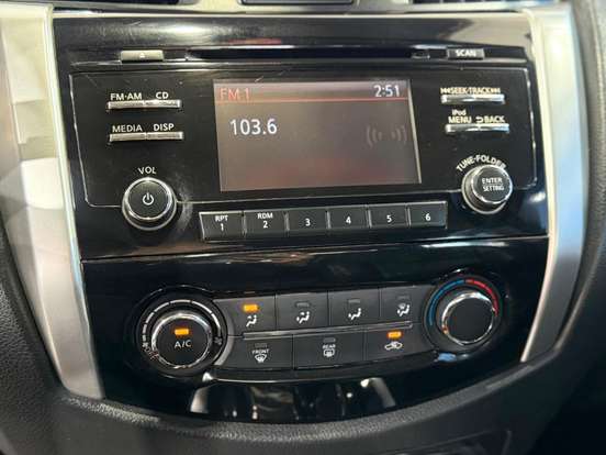 NISSAN-FRONTIER-2.3 16V TURBO DIESEL SE CD 4X4 AUTOMÁTICO NISSAN-FRONTIER-2017