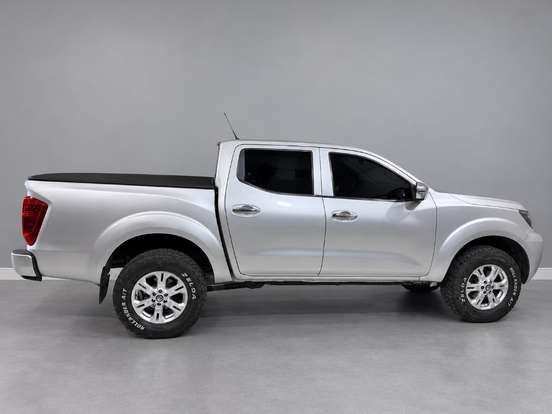 NISSAN-FRONTIER-2.3 16V TURBO DIESEL SE CD 4X4 AUTOMÁTICO NISSAN-FRONTIER-2022