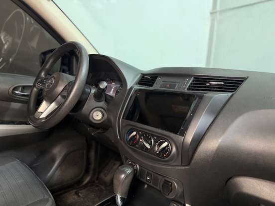 NISSAN-FRONTIER-2022