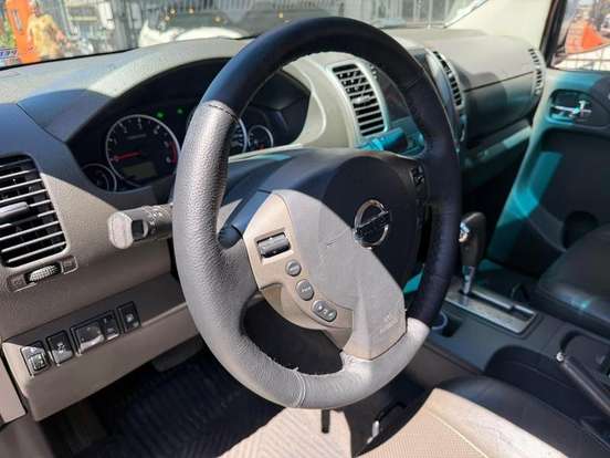 NISSAN-FRONTIER-2012