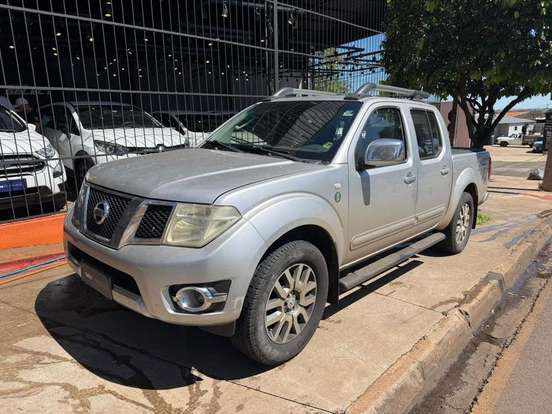NISSAN-FRONTIER-2.5 SL 10 ANOS 4X4 CD TURBO ELETRONIC DIESEL 4P AUTOMÁTICO NISSAN-FRONTIER-2012