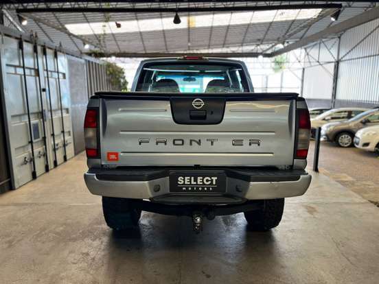 NISSAN-FRONTIER-2002