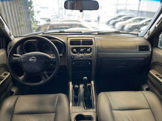 NISSAN-FRONTIER-2002
