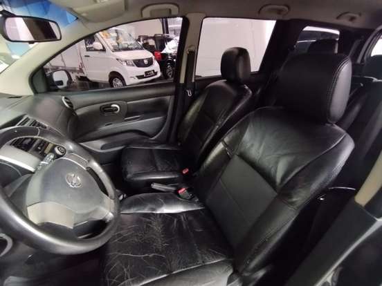NISSAN-GRAND LIVINA-2011