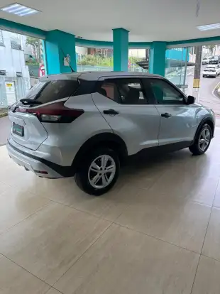 NISSAN-KICKS-2022
