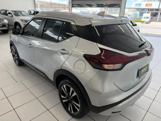 NISSAN-KICKS-2022