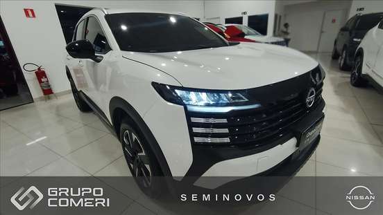 NISSAN-KICKS-2025