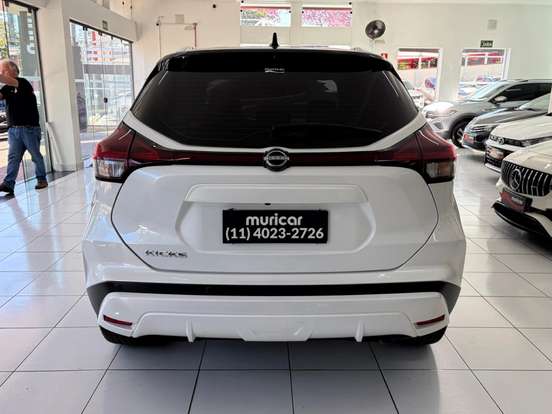 NISSAN-KICKS-2024