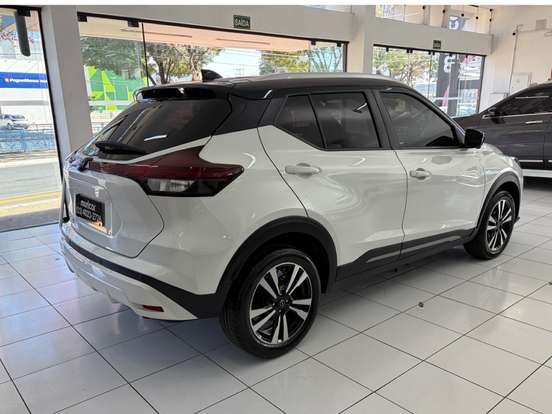 NISSAN-KICKS-2024