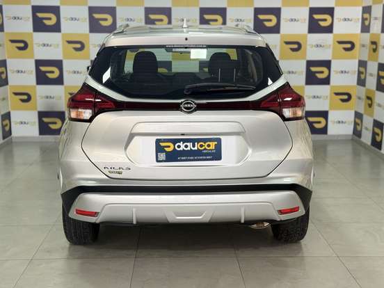 NISSAN-KICKS-2024