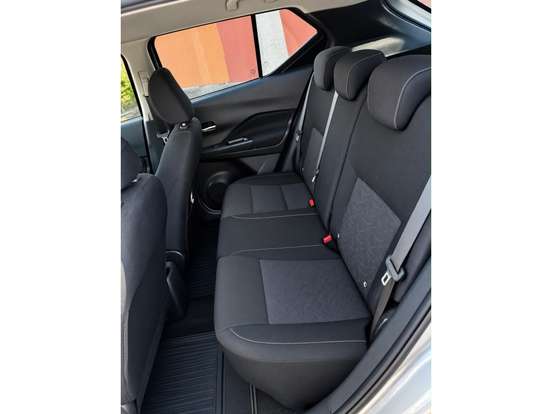 NISSAN-KICKS-2023