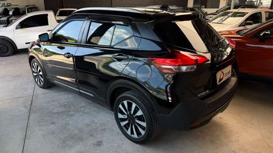 NISSAN-KICKS-2020