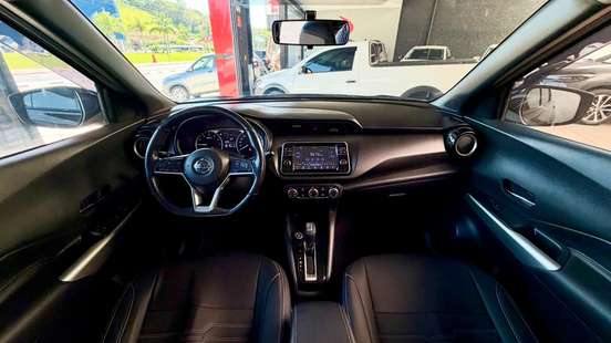 NISSAN-KICKS-2020