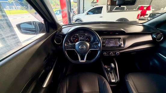 NISSAN-KICKS-2020