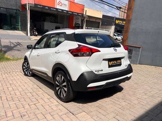 NISSAN-KICKS-1.6 16V FLEXSTART SV 4P XTRONIC NISSAN-KICKS-2018
