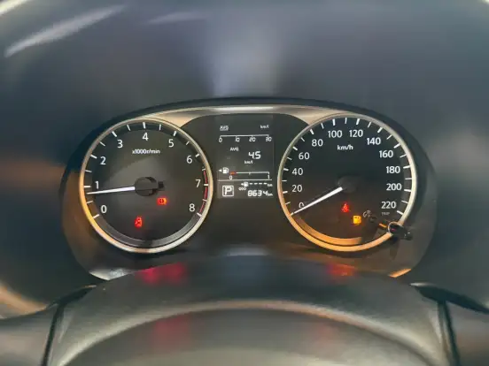 NISSAN-KICKS PLAY-2025