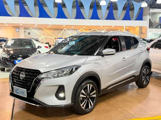 NISSAN-KICKS PLAY-2025