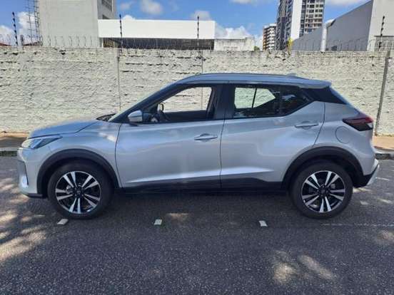 NISSAN-KICKS PLAY-2025