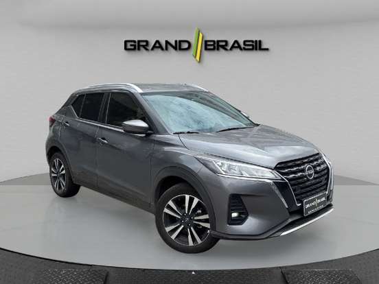 NISSAN-KICKS PLAY-2025