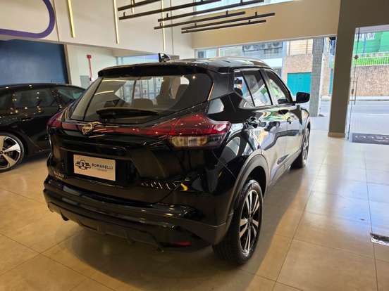 NISSAN-KICKS PLAY-2025