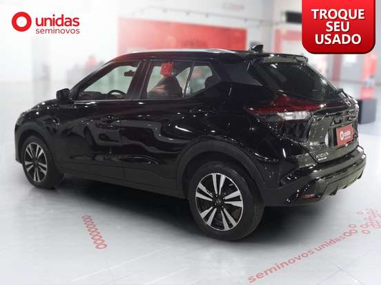 NISSAN-KICKS PLAY-2025