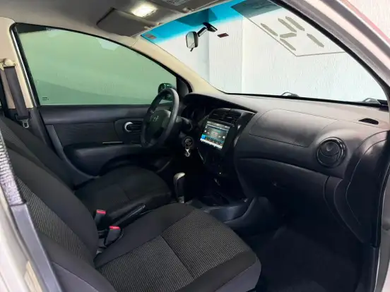 NISSAN-LIVINA-1.8 S 16V FLEX 4P AUTOMÁTICO NISSAN-LIVINA-2014