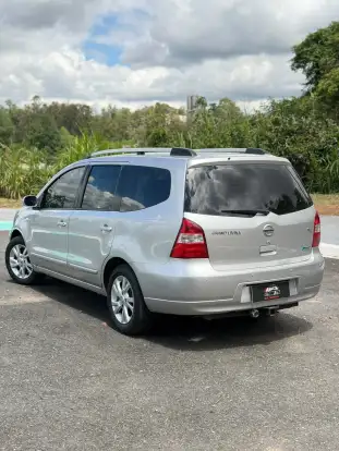 NISSAN-LIVINA-2013