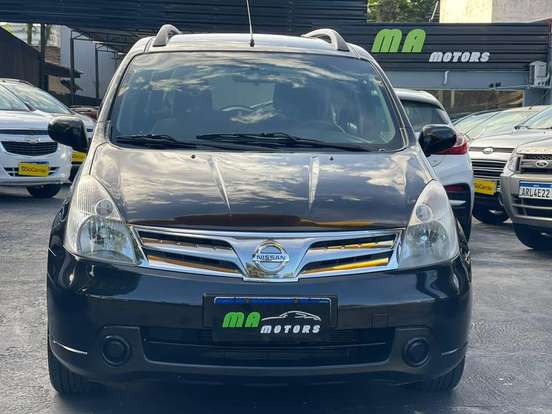 NISSAN-LIVINA-2013