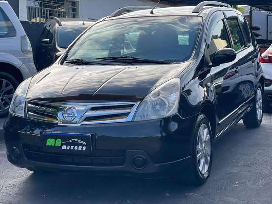 NISSAN-LIVINA-2013